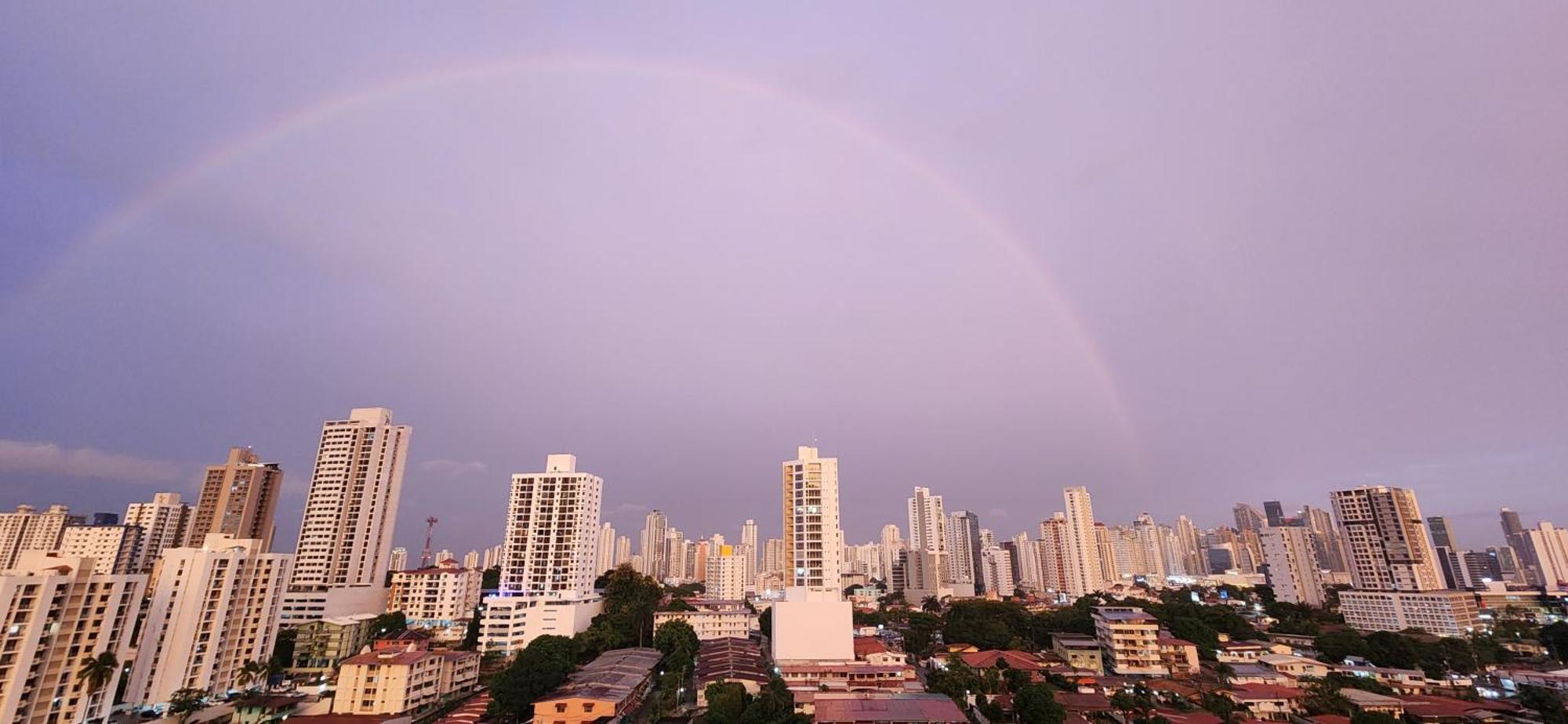 Hermoso Amoblado * Panama City